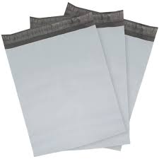 19" x 24" Poly Mailers. Self Seal. White. 100/Case. B877100PK